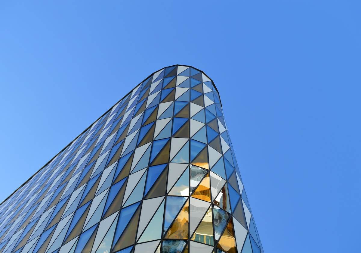 冲击欧冠形势不错，曼联的帅位应该吸引力大增吧